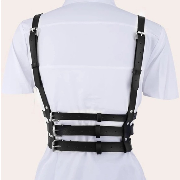 PU Leather Studded Harness w/ Hole Punch Tool - Picture 3 of 6